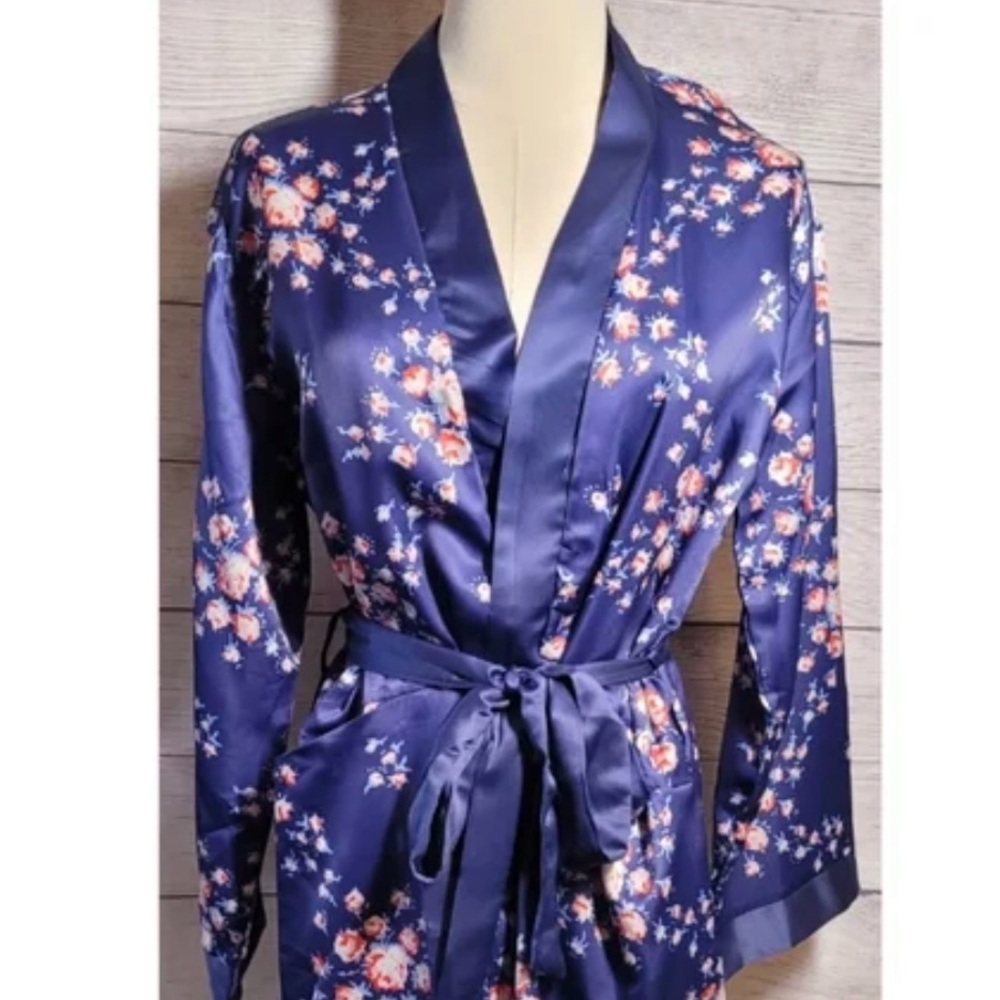 Morgan Lane kimono